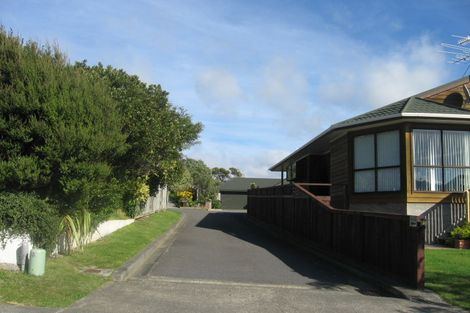 Photo of property in 13 Musket Lane, Whitby, Porirua, 5024