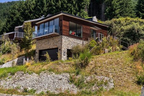 Photo of property in 45 Dart Place, Fernhill, Queenstown, 9300