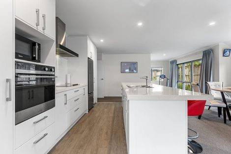 Photo of property in 68 Puhirake Crescent, Pyes Pa, Tauranga, 3112