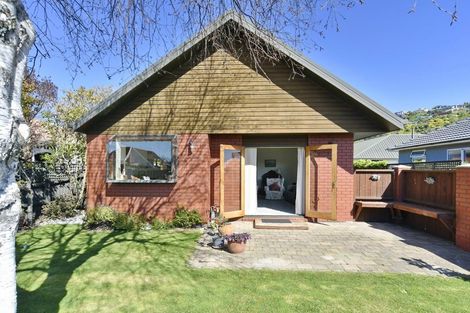 Photo of property in 1/164 Main Road, Redcliffs, Christchurch, 8081