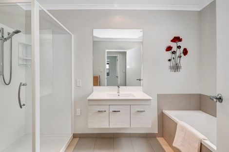 Photo of property in 30 Cape Cod Drive, Gulf Harbour, Whangaparaoa, 0930