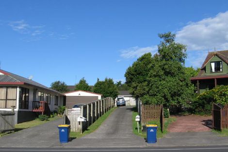 Photo of property in 1/16 Caribbean Drive, Unsworth Heights, Auckland, 0632