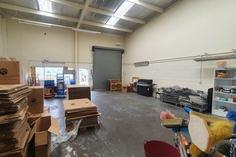 Photo of property in 2/7 Spring Street, Papatoetoe, Auckland, 2025