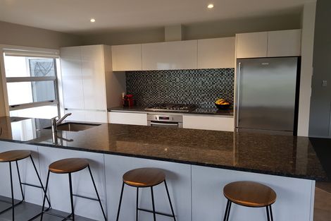 Photo of property in 5 Ake Ake Avenue, Hokowhitu, Palmerston North, 4410