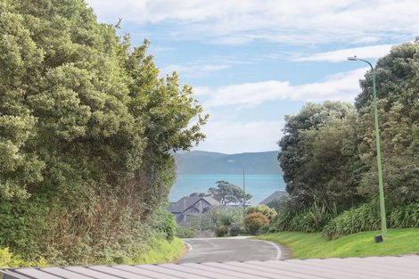 Photo of property in 6a Kohutuhutu Road, Raumati Beach, Paraparaumu, 5032