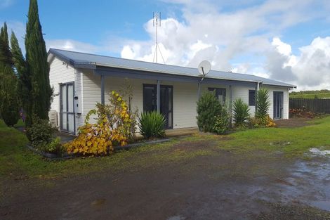 Photo of property in 64 Allcock Road, Waiuku, 2682