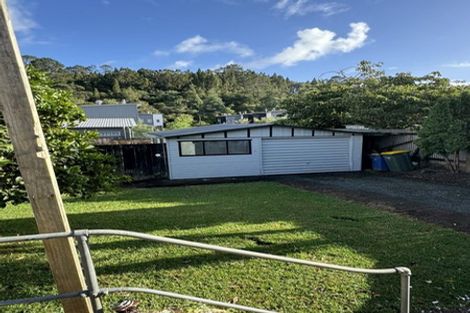 Photo of property in 613 Swanson Road, Swanson, Auckland, 0612