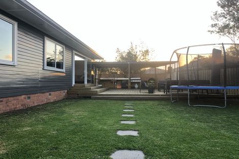 Photo of property in 1/248 Birkdale Road, Birkdale, Auckland, 0626