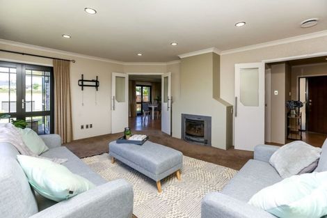 Photo of property in 3 Rotokare Crescent, Whalers Gate, New Plymouth, 4310