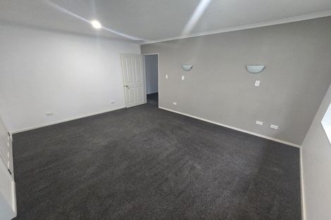 Photo of property in 31a Heretaunga Square, Silverstream, Upper Hutt, 5019