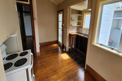 Photo of property in 46 Vivian Street, New Plymouth, 4310