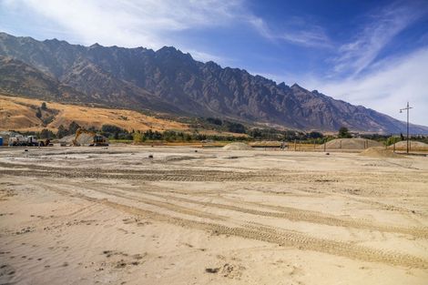 Photo of property in 2/9 Juniper Place, Burnside, Christchurch, 8053