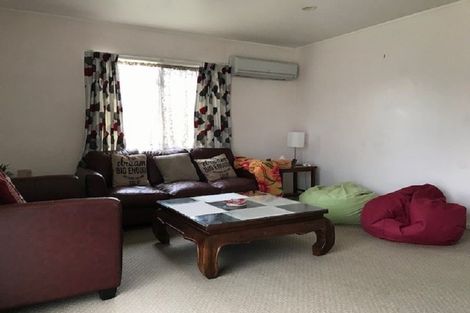 Photo of property in 3/28 Kelvin Road, Papakura, 2110