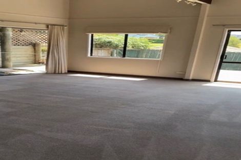 Photo of property in 1/12 Spears Place, Botany Downs, Auckland, 2010