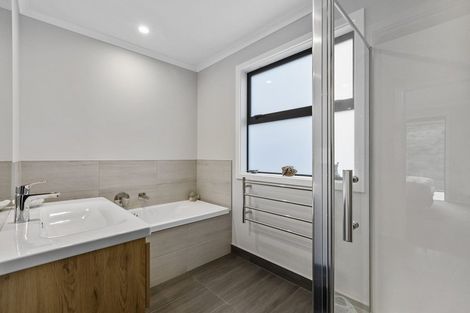 Photo of property in 15 Bob Carter Place, Welcome Bay, Tauranga, 3175