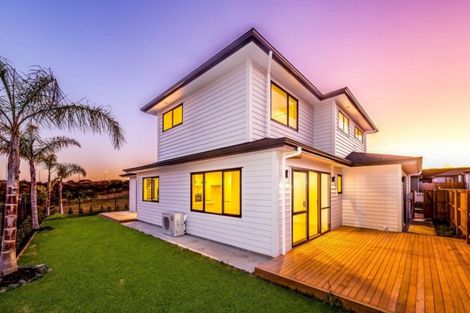 Photo of property in 4 Ahorangi Road, Silverdale, 0932