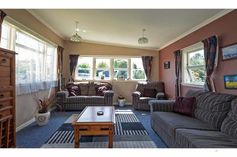 Photo of property in 5 Painstown Road, Waimate, 7978