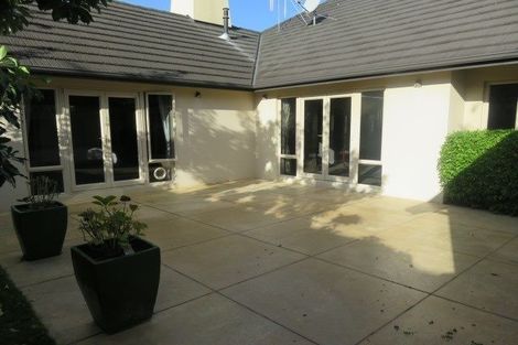 Photo of property in 2 Oldfield Court, Huntington, Hamilton, 3210