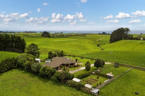 Photo of property in 267 Leith Road, Okato, New Plymouth, 4374