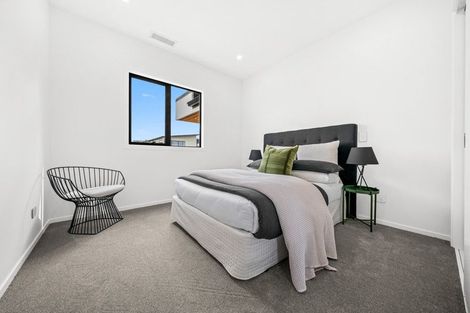 Photo of property in 34 Kumukumu Road, Long Bay, Auckland, 0630