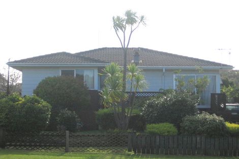 Photo of property in 12 Murillo Place, Henderson, Auckland, 0612