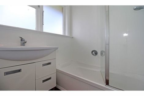 Photo of property in 69 Arimu Road, Papakura, 2110