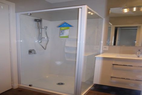 Photo of property in 57 Denise Crescent, Hornby, Christchurch, 8042