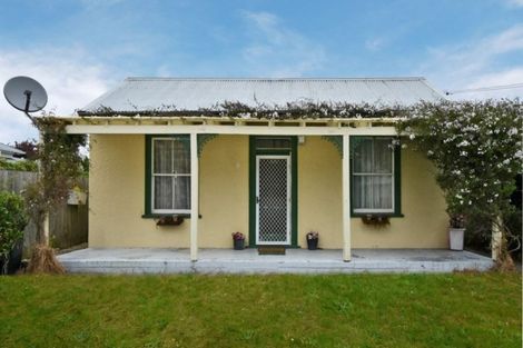 Photo of property in 10 Matlock Street, Woolston, Christchurch, 8062