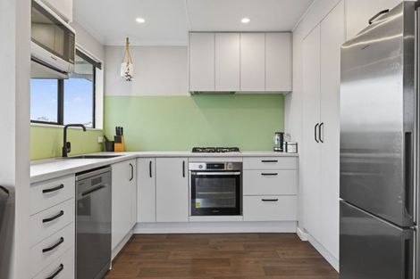 Photo of property in 5 Cemetery Road, Sanson, 4817