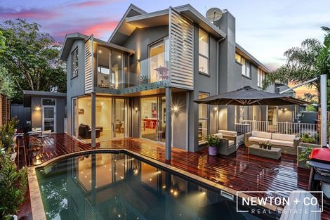 Photo of property in 15 Queen Mary Avenue, Epsom, Auckland, 1023