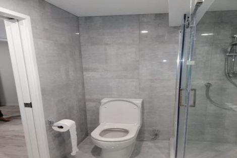 Photo of property in 38 Staincross Street, Green Bay, Auckland, 0604