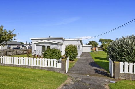 Photo of property in 71 Seymour Street, Waitara, 4320