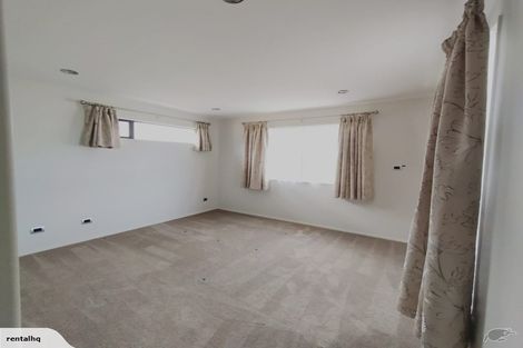 Photo of property in 14 Golden Morning Drive, Albany Heights, Auckland, 0632