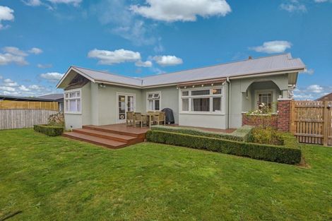 Photo of property in 73 Brightwater Terrace, Terrace End, Palmerston North, 4410