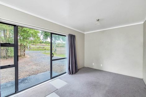 Photo of property in 170 Pooks Road, Swanson, Auckland, 0612