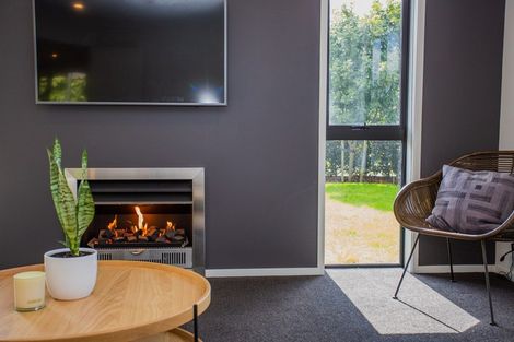 Photo of property in 52 Norfolk Drive, Cambridge, 3434