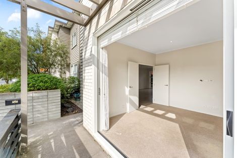 Photo of property in 9 De Havilland Road, Hobsonville, Auckland, 0616