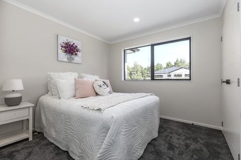Photo of property in 2a Hughs Way, Flat Bush, Auckland, 2019