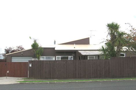 Photo of property in 149 Bruce Mclaren Road, Henderson, Auckland, 0612