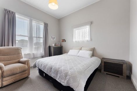 Photo of property in 16 Carlton Avenue, Gonville, Whanganui, 4501