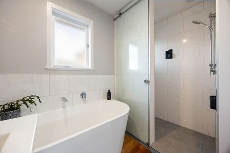 Photo of property in 30 Knighton Road, Hillcrest, Hamilton, 3216