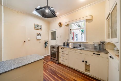 Photo of property in 35 Nottingham Street, Karori, Wellington, 6012