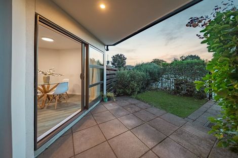 Photo of property in 2/69 Suva Street, Upper Riccarton, Christchurch, 8041