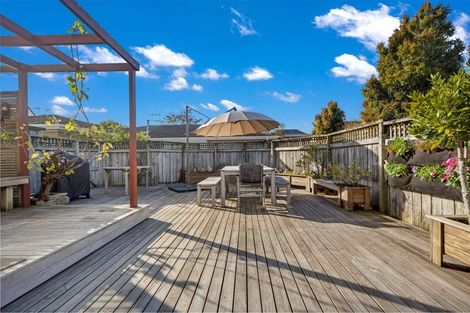Photo of property in 1/90 Norwood Road, Bayswater, Auckland, 0622