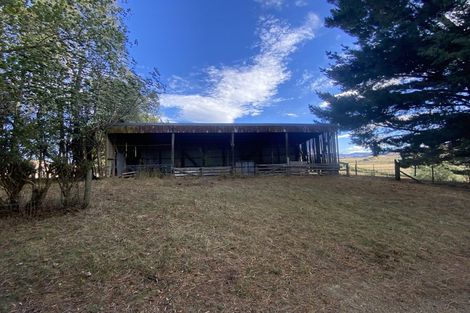Photo of property in 417 Ngaumu Road, Ngaumu, Masterton, 5890