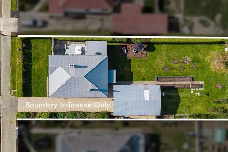 Photo of property in 15 Herbert Street, Waimate, 7924