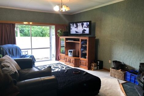 Photo of property in 6 Erskine Street, Tuatapere, 9620