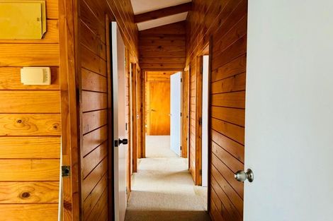 Photo of property in 28a Sandgate Avenue, Botany Downs, Auckland, 2010