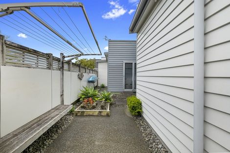 Photo of property in 9b Chilman Street, Strandon, New Plymouth, 4312