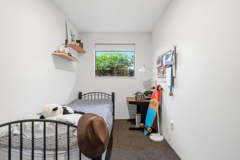 Photo of property in 1/54 Aorangi Road, Bryndwr, Christchurch, 8053